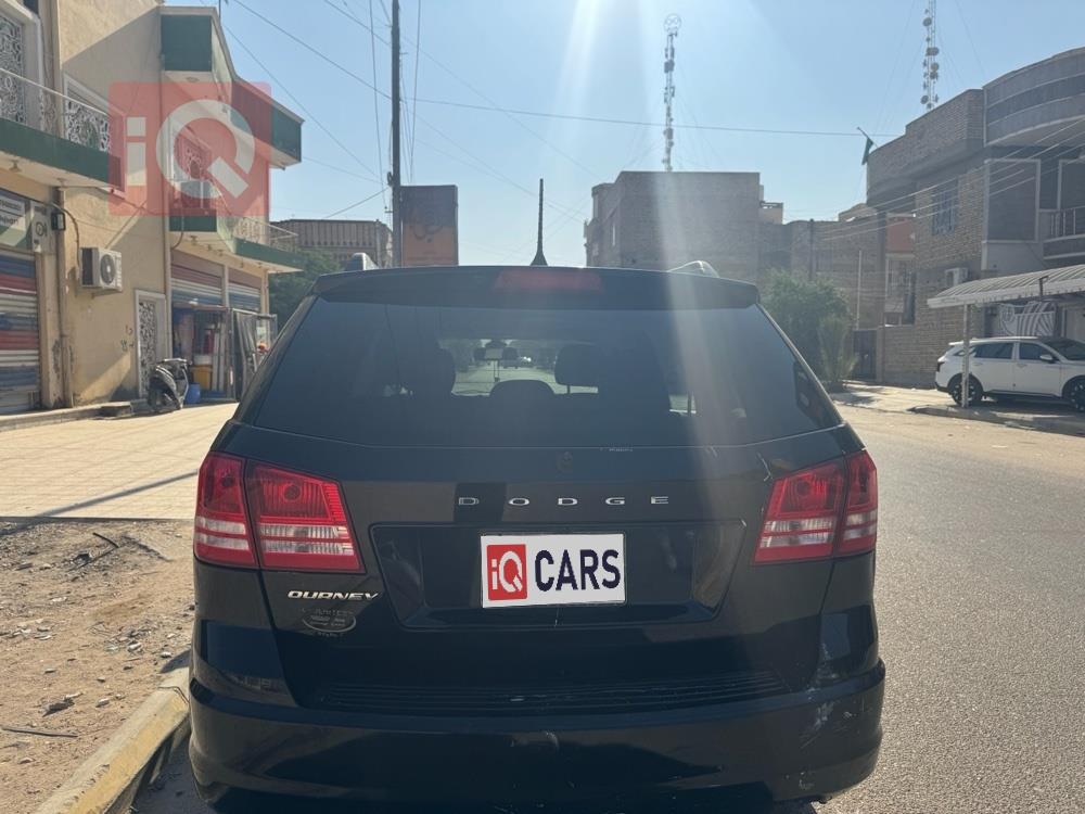 دودج جورني